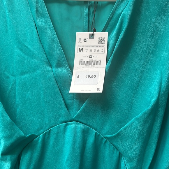 ZARA Dress (with shorts under) Turquoise - Picture 4 of 6